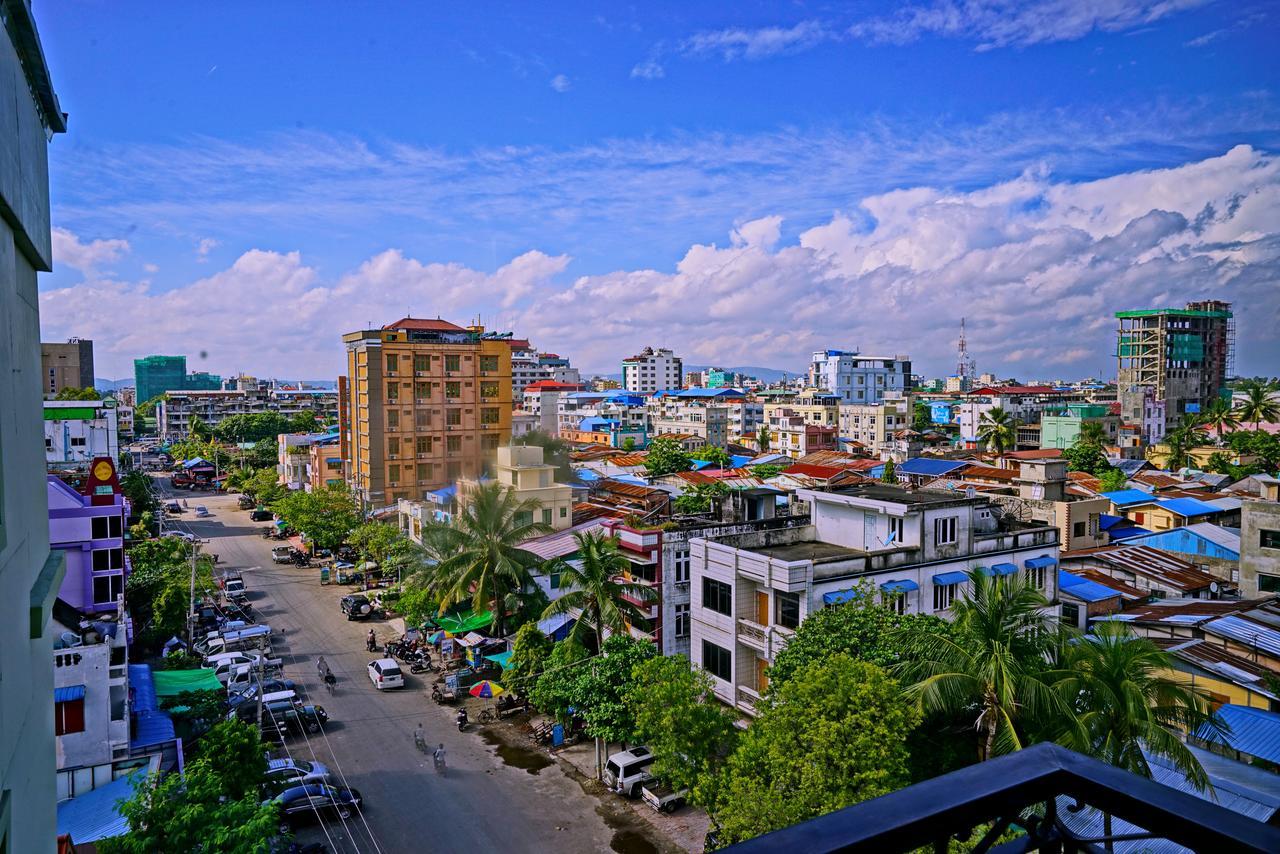 Hotel Yadanarbon Mandalaj Kültér fotó